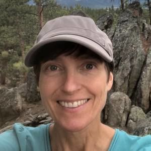 Meet your Posher, Rebecca